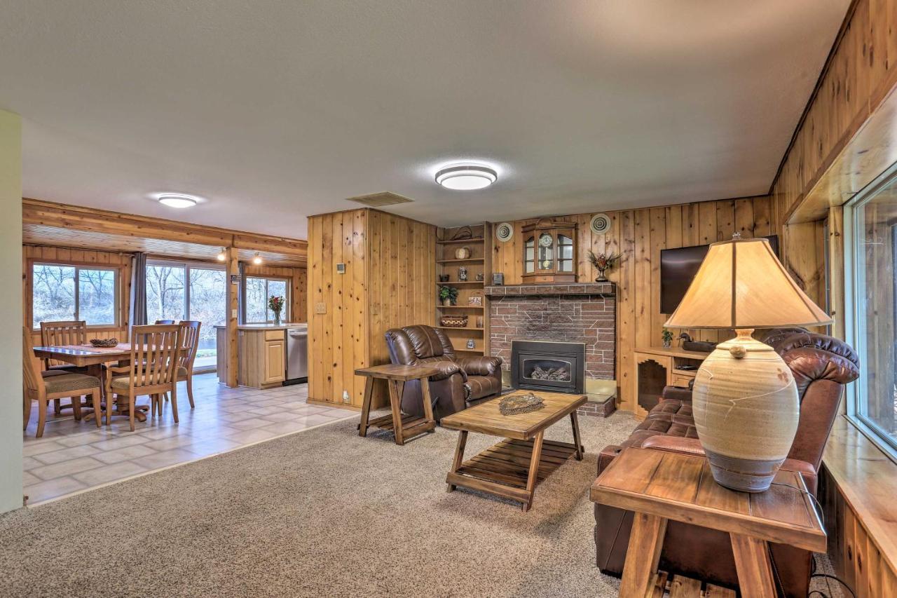 Rustic Spearfish Cabin On 12-Acre Trout Farm المظهر الخارجي الصورة